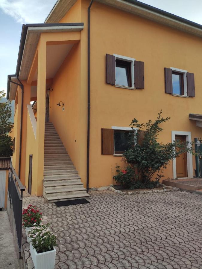 B&B Al Solito Posto LʼAquila Екстериор снимка