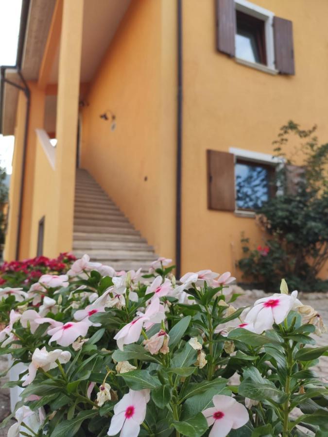 B&B Al Solito Posto LʼAquila Екстериор снимка